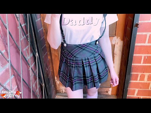 ❤️ Schoolgirl Mengisap penisnya dalam-dalam dan meniduri alih-alih kelas. Super porno di id.filmepornonline.ru ❤