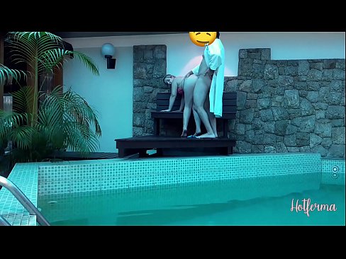 ❤️ Bos mengundang pelayan ke kolam renang, tetapi tidak bisa menahan panas Super porno di id.filmepornonline.ru ❤