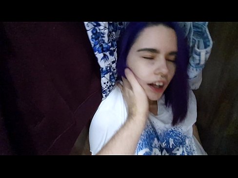 ❤️ Menemukan adikku di lemari dan membantunya cum Super porno di id.filmepornonline.ru ❤
